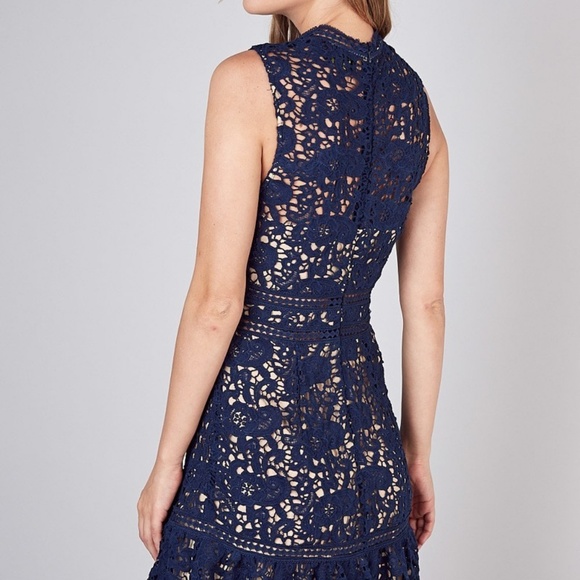 RUFFLED DETAIL LACE DRESS - Picture 3 of 5